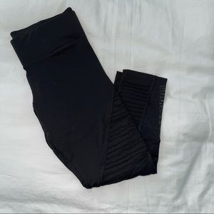 PINK | Black Cropped Mesh Ultimate Leggings